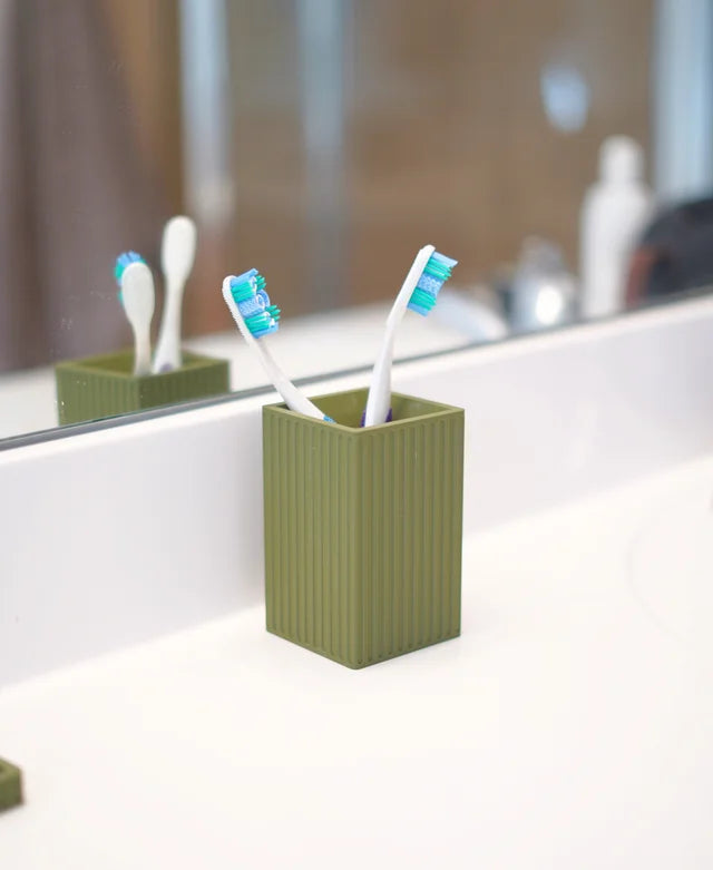 Taro - Toothbrush Holder